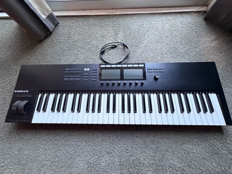 Native Instruments Komplete Kontrol S61 Mk2 | Reverb