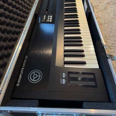 Native Instruments Komplete Kontrol S88 2010s - Black image 2