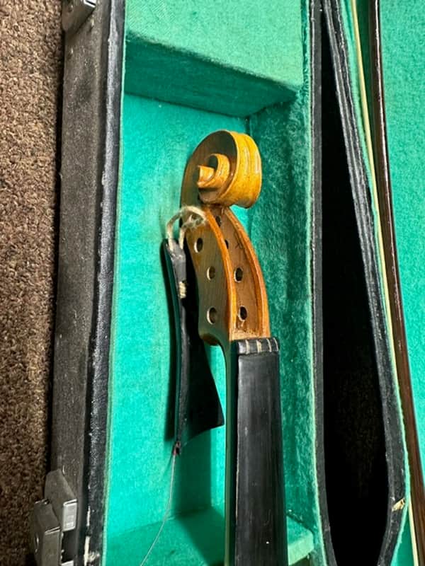 Used Cremona Fecit Anno Domini 19 Vintage Restoration, Repair, or