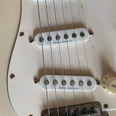 2012 Fender Squier Stratocaster 70’s Vintage Modified image 6