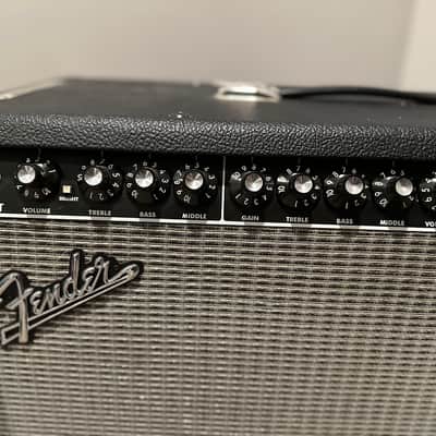 Fender Twin-Amp 2-Channel 100-Watt 2x12" Guitar Combo 2001 - 2010 - Black image 2
