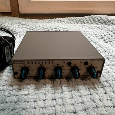 FMR Audio Really Nice Compressor RNC 1773 2000s - White image 2