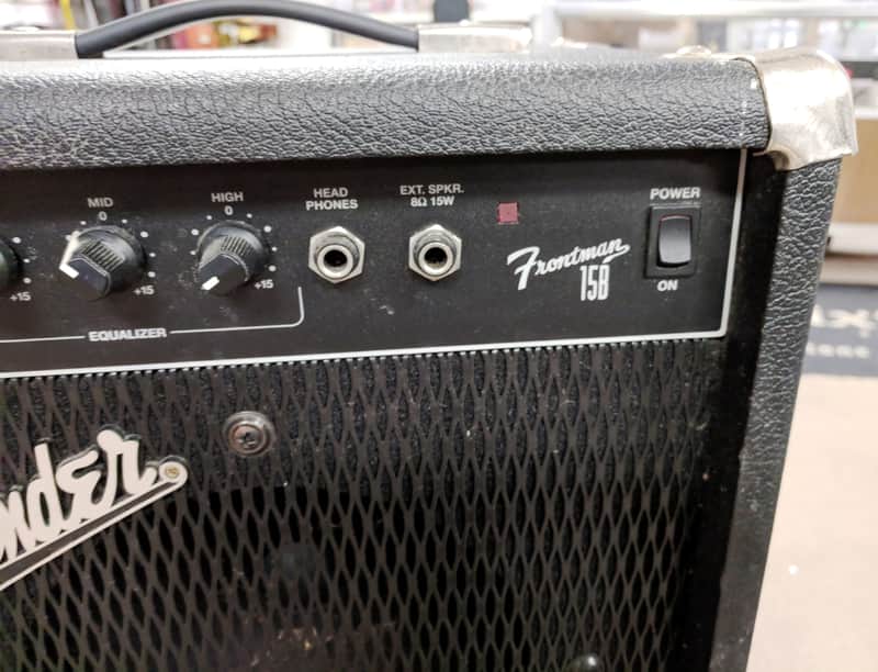 Fender Frontman 15B Guitar Bass Combo Amp Amplifier, 6.5” Speaker