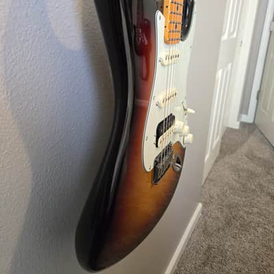Fender American Ultra Stratocaster HSS image 4