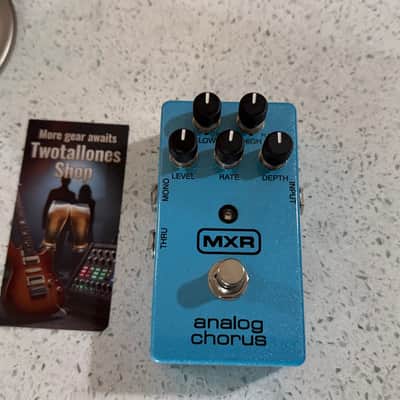 MXR Analog Chorus Guitar Effects Pedal Blue – Stereo Analog Modulation image 2