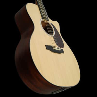 Martin Road Series GPC-11e, Natural image 2