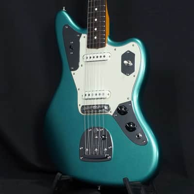FENDER American Professional Classic Jaguar Faded Sherwood Green Metallic [US25091364] (07/01) image 1