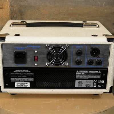 Ampeg Limited Edition SVT Micro VR 200W Bass Amp Head & SVT-210AV 2x10" Micro Bass Cabinet White "Excellent Condition" image 3