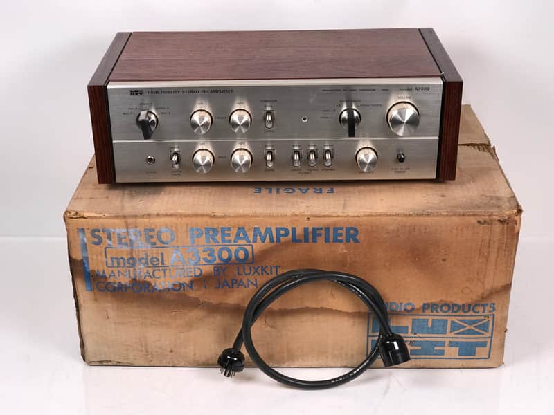Luxman/Luxkit A3300 Tube Preamp | Reverb Canada