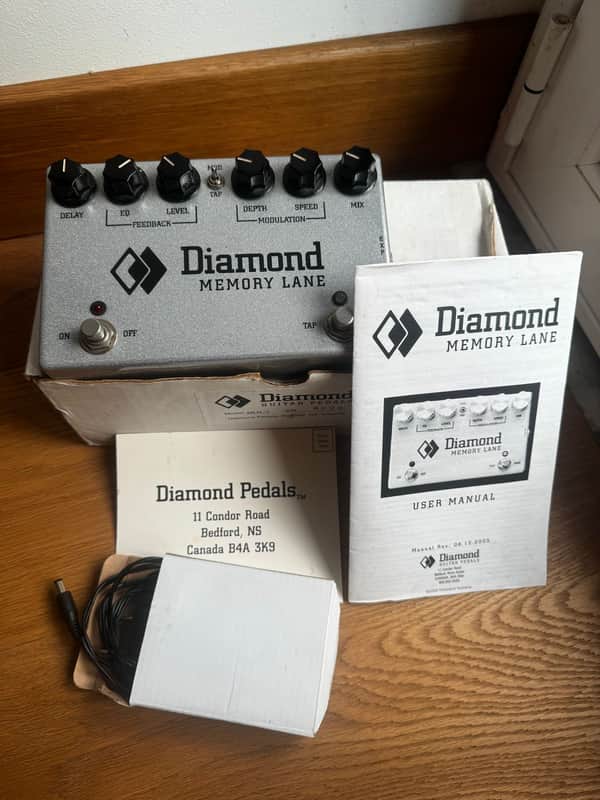 Diamond Memory Lane V1 2000s Silver image 1