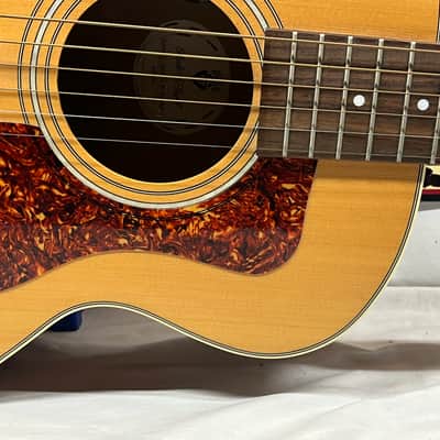 Guild Jumbo Junior E SP/MH Acoustic Electric Guitar image 6