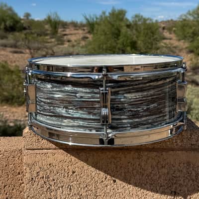 Ludwig Pioneer 1964 - Blue Oyster Pearl image 3
