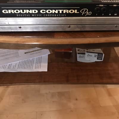 Voodoo Lab Ground Control Pro and flight case image 3