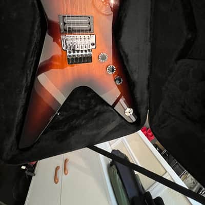 Dean 1000 series 2012 - Brazilian burst image 3