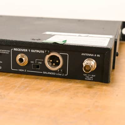 Shure U4D-J4 Dual-Channel Wireless Receiver with U1 Bodypack - J4 Band CG01YG6 image 7