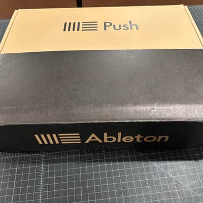 Ableton Push 2 Controller - VERY GOOD - w/ Decksaver & Original Box image 7