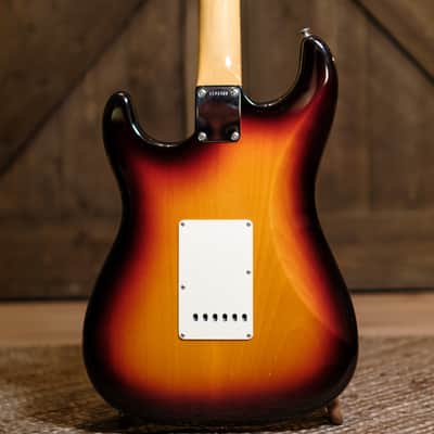 Fender American Vintage '62 Stratocaster 2010 - 3-Color Sunburst image 4