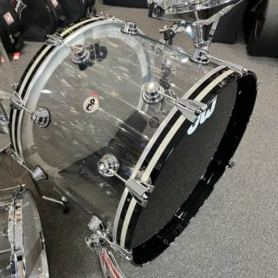 Chad Smith's DW Collector's Acrylic 13/16/18/24" Drum Set Kit with Matching 14" Snare image 4