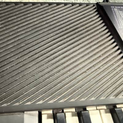 LO-FI GRAIL - Casio CT-400 1980s WITH Casio stand image 2