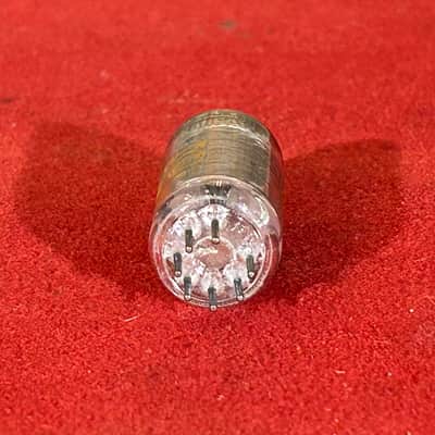 RCA Vintage Single 6AU6 Preamp/Amplifier Vacuum Tube 1960s - Clear Glass / Red Letter image 3