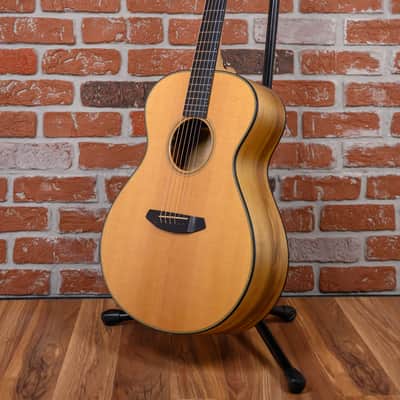 Breedlove Oregon Series Concert Semi-Gloss Natural/ Satin Sitka Spruce Top/ Myrtle Wood Back&Sides 2016 w/OHSC image 5