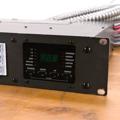 Behringer Eurolight LD6230 6-Channel DMX Dimmer Pack CG01WXU image 2