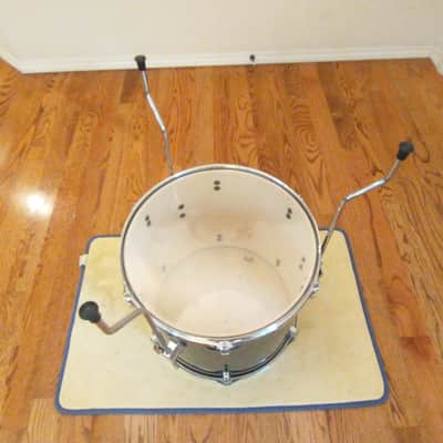 Pearl Roadshow 16 round x 14 floor tom on legs gloss black excellent condition image 8
