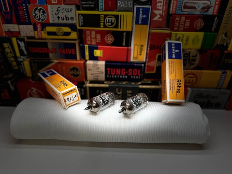 2x Vintage SameCode 1965 SiemensGermany E82CC 6189 /Grail Top 12AU7 ECC82 Sub /Classic Musicality Dynamic Detailed Rich Harmonics + Bass /ECC802S Altv image 1