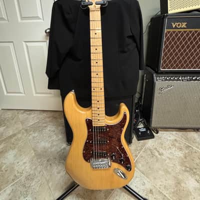 G&L Tribute Series Legacy with Ash Body Maple Fretboard 2020 Natural image 1