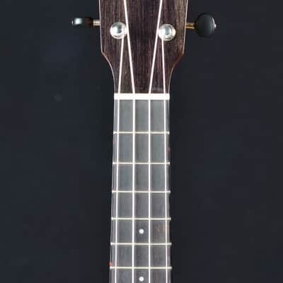 Breedlove Lu'au Concert Ukulele CE - Myrtlewood/Myrtlewood Natural Shadow image 4