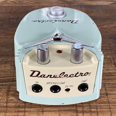 Danelectro Cool Cat Chorus Guitar Effect Pedal Used image 4