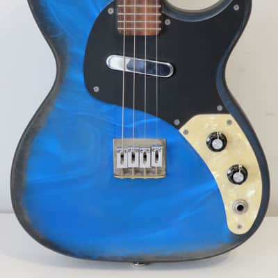 Bruce Herron Blue Star USA MandoBlaster 4-String Electric Mandolin in Psycho Blue Burst image 3