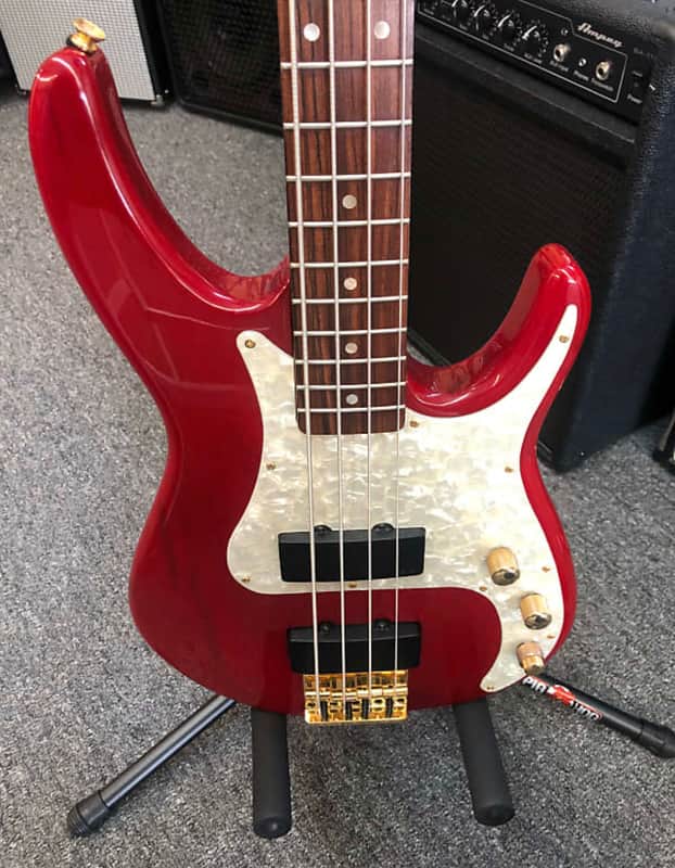 Peavey Axcelerator 2-T Red image 1