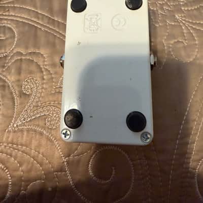 Electro-Harmonix Crayon 69 Full-Range Overdrive 2015 - Present - White with Vertical Crayons image 2