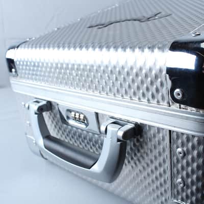 Fender Dixon Triple Guitar Case Trolley ATA Hardshell Flight Case image 7
