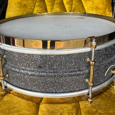 Ludwig 15” Tube Lug Snare Drum 1920’s - Black/Brass image 2