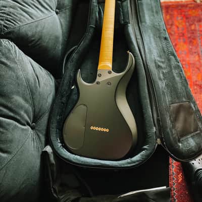 Kiesel Aries 2021 - Jet Black With Clear Satin Matte Top Coat image 2