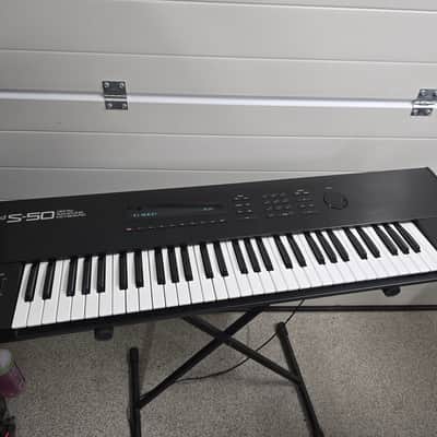 Roland S-50 61-Key Digital Sampling Keyboard 1986 - 1990 - Black