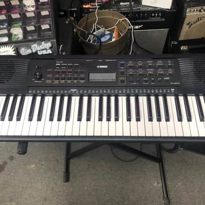 Yamaha  PSR-E273