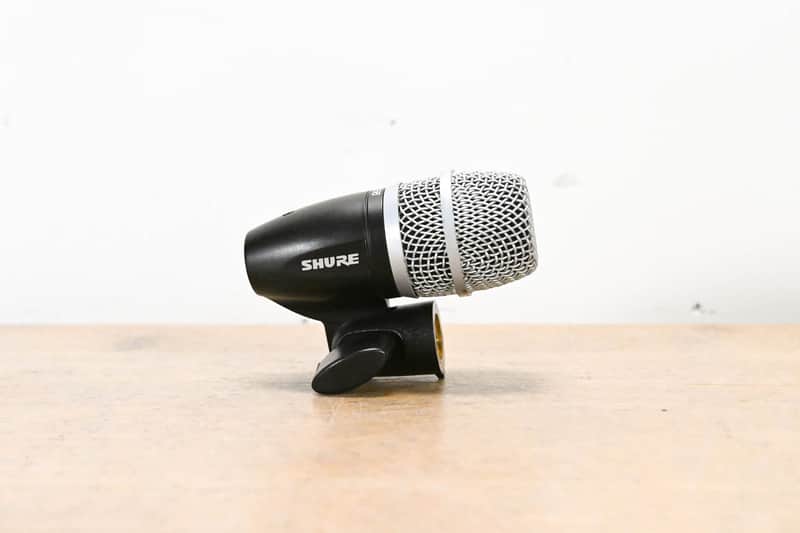 Shure Shure PG56 Cardioid Dynamic Snare/Tom Microphone