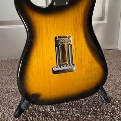 Fender 1986 American Vintage '57 Stratocaster - 2-Color Sunburst image 5