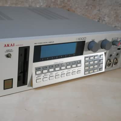 Akai • S1000 MIDI Stereo Digital Sampler (1988) /// SERVICED w/BOX, new PSU, backlight & floppies image 6