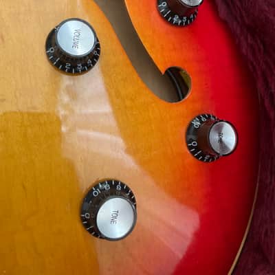 Heritage H535 1989 - Aged Cherry Burst image 4