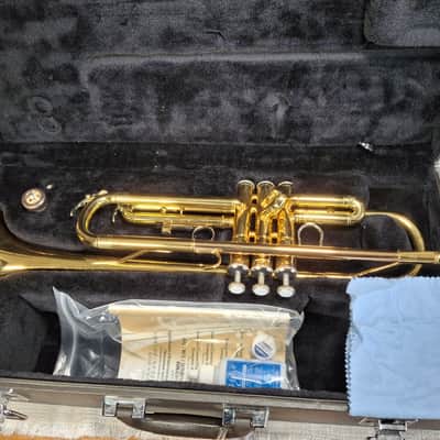 Yamaha YTR-2330 Standard Trumpet 2010s - Gold Lacquered Brass image 2