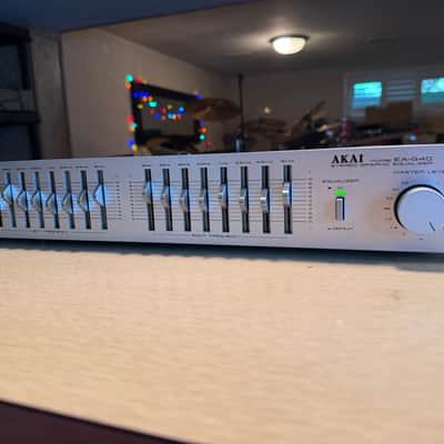 1980s Akai EA-G40 8-Band Home Stereo Graphic Equalizer Freshly Serviced V Rare! image 2