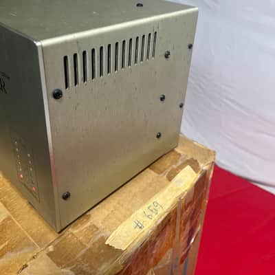 Carver M-400 image 7
