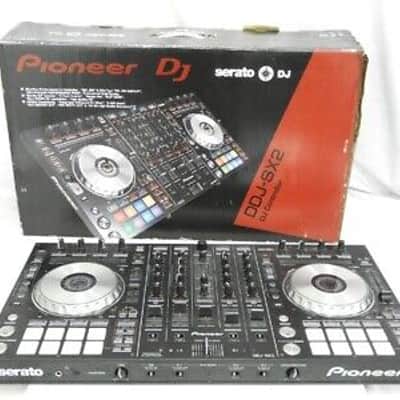 Pioneer DDJ SX 2 2010s - Black with deck saver and carry case image 2