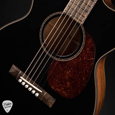 2025 - Bourgeois 00-12c Coupe Black Top - Italian Spruce & Sinker Mahogany image 13