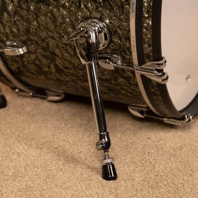 2026 Ludwig Moss Green Pearl Classic Maple Downbeat Drum Set image 4
