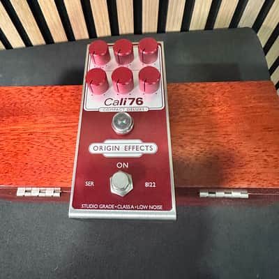 Origin Effects Cali76 Compact Deluxe Compressor Limited Edition 2018 - Genie Red image 1